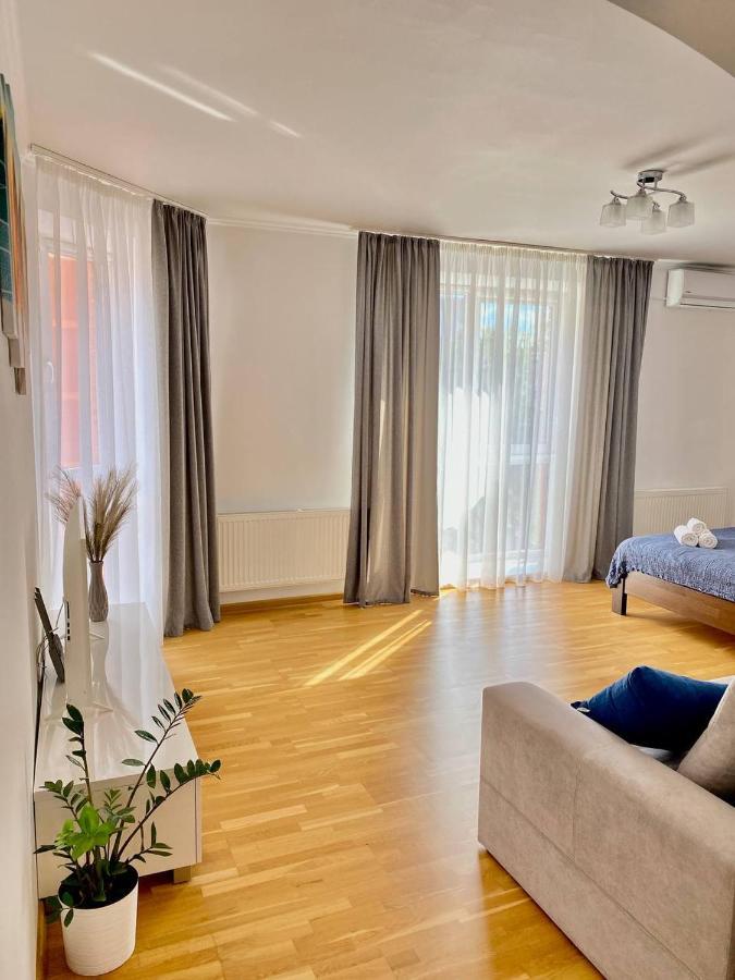 Cozy Apartment Next To The Park Tarnopol Zewnętrze zdjęcie